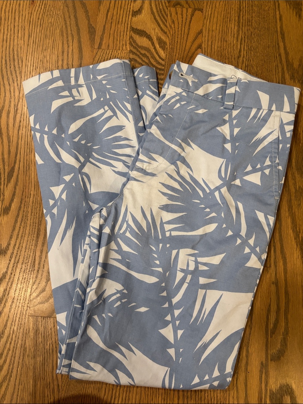 Vineyard Vines Light Blue & White Palm-Print Chinos